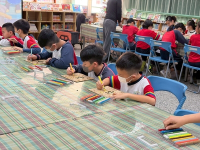 114-12-13科技中心課程外送大德國小五戊、五甲圖片