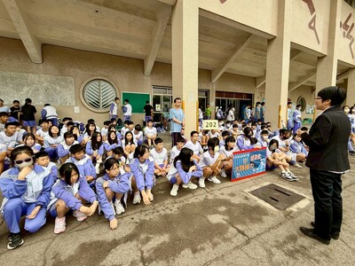 普及化大隊接力授旗