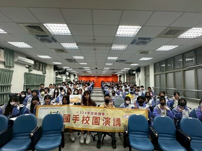 114-11-19技能競賽國手校園講座-林廷襄圖片