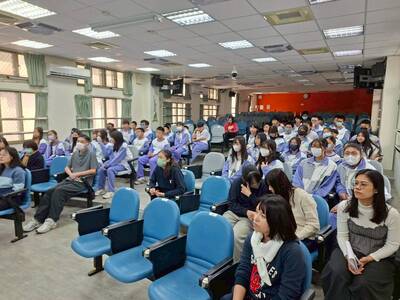 114-12-04自傷自殺防治講座圖片