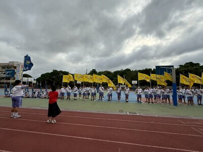 校慶運動會班旗、班牌、旗兵、女童軍演練(另開新視窗)